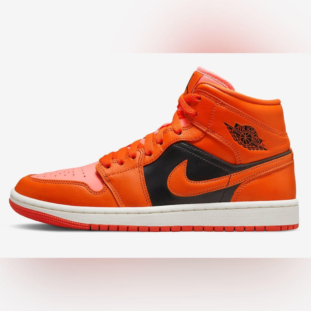 Jordan 1 mid orange black (W) dm3381 600